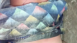 Devar ji mere kamar per tel lagakar malish kar do bahut dard ho raha hai bhale chahe aap meri gand maar Lena devar ji per Meri kamar Dard la