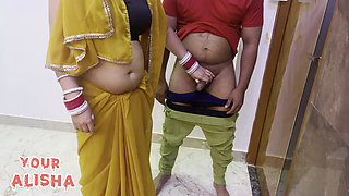 Desi Hot Indian Aunty Got Fucked Before Going to the Party