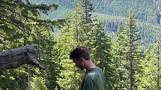 Amateur girls Maria does blowjob outdoors