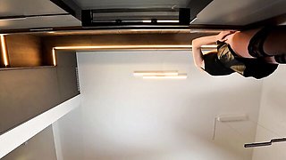 Ladylove's upskirt trailer