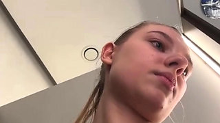 Jucielussie Hot playing in the fitting room
