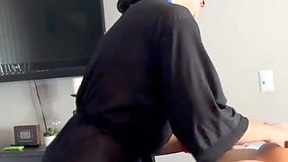 Psilo Siren Squirts All Over the Massage Table