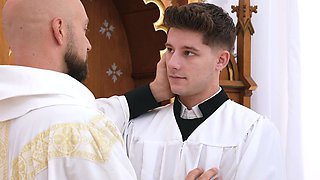 OH MY GOD! Altar boy impaled by priest's HUGE dick!