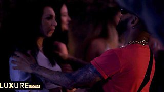 Carollina Cherry's cowgirl action by Luxure