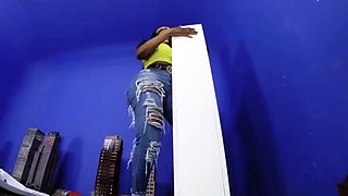 Yum The Boss Booming And Shaking FemDom