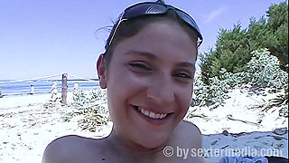 Blonde Shows Her in Uber Taxi