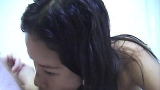 Exclusive Filipino Amateur Gillian First Feature, Feels in Her Tight Pussy, Perfect Ass, Piston Multi Positions, Massive Facial