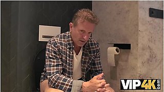 Jessie Clark And George Uhl In Pregnant Slut Cheats On Her Husband With His Sneaky Daddy