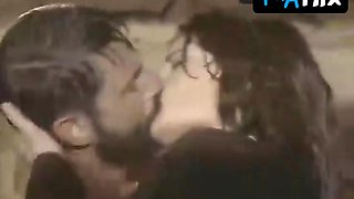 Theofania Papathoma Cupcakes, Undergarments Vignette in Aggigma Psyhis