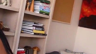 Wow! Hottest Black 18yo Ebony Teen Can Fuck!