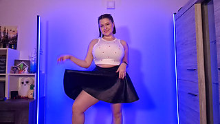 Curvy College Girl Haul Plaid, Drawstring and Black Mini Skirts Fit Check