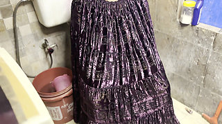 Padosi Ne Padosan Ko Bathroom Mein Non-stop Hard Fuck Kiya