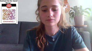 Shy Guitar Girl on Cam