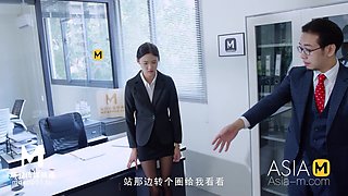 Secretary girl gets her intimate interview session with the boss