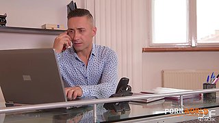 Extra deep double penetration for Sienna Day by two studs' big veiny dicks