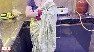 Hot Bhabhi Got Fucked in the Kitchen