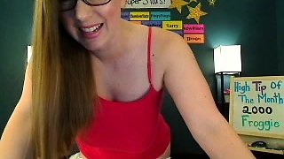 Big boobed Memphis masturbates in a bodystocking