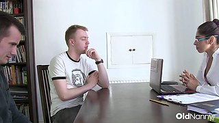 British Blonde MILF Maggie Moon Hardcore With Sam Bourne
