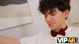 Vip4k. lexy flexy blowing dong in front of her cuckold boyfriend