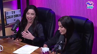Steamy Lesbian Casting with Gi Genesini, Flora Favaretto and Luiza Marcato