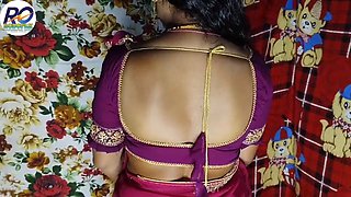 Desi aunty and stepsister-stepson both made relations together and the penis and dick entered the pussy together and made her squirt and