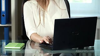 Princess Alice Seduces Boss With Anal