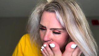 Exposed white Ama Rio tits