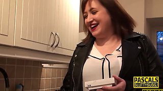 Big uber-sexy slave sucks Pascal White