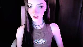 Brunette Solo Webcam Masturbation