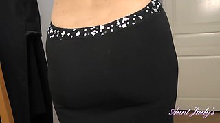 Marta Upskirt High Heels Masturbation