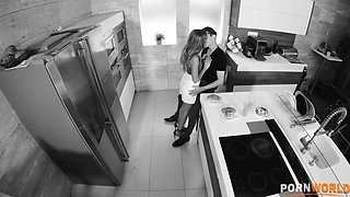 Eveline Dellai and Kiara Lord Swap BFs and Get DPd in Pre-Breakfast Gangbang GP2081