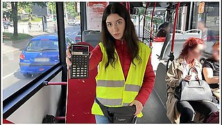Katty West In Bus Conductor Caught Cheating Passengers And Complies With Officers Demands