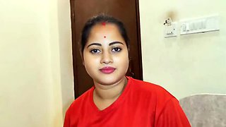 Desi Bhabhi First Time Sex on Camera - Indian Bhabhi Devar Homemade XXX